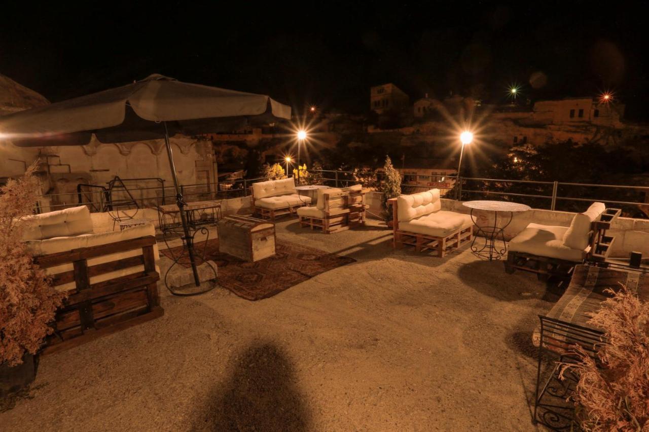 Harkasos Cave Hotel أوروغوبْ المظهر الخارجي الصورة