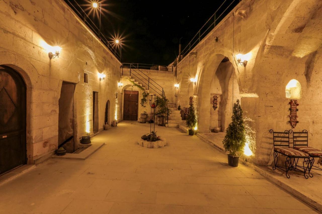 Harkasos Cave Hotel أوروغوبْ المظهر الخارجي الصورة