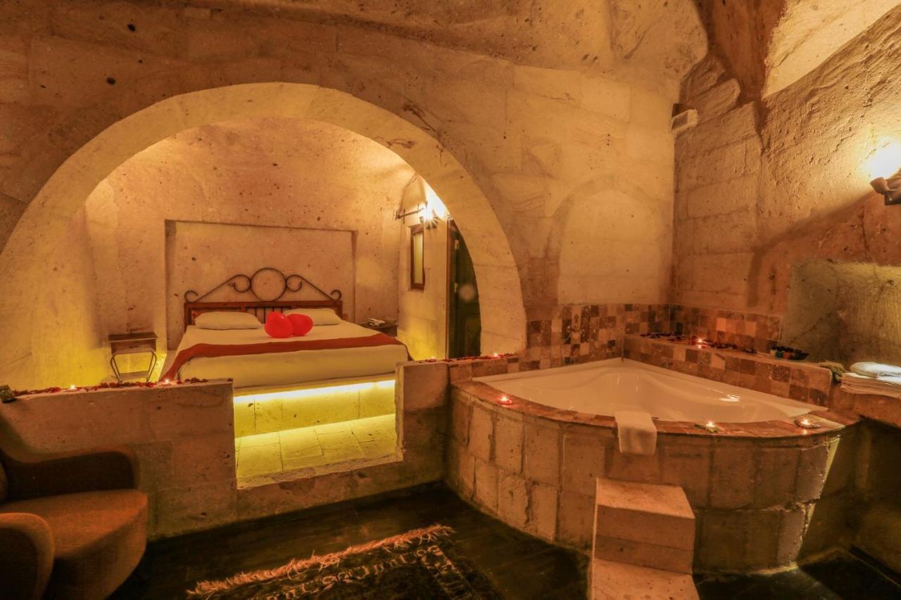Harkasos Cave Hotel أوروغوبْ المظهر الخارجي الصورة