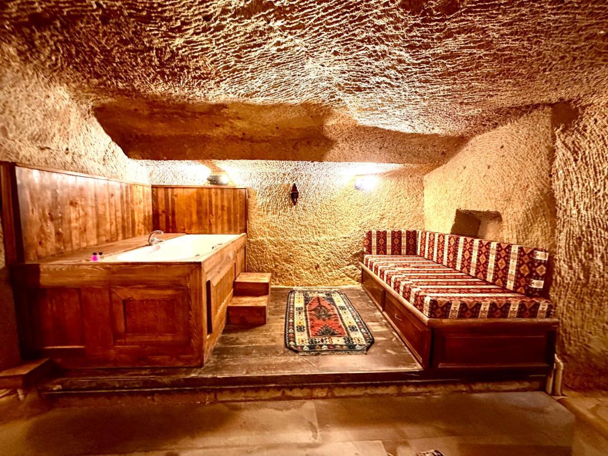 Harkasos Cave Hotel أوروغوبْ المظهر الخارجي الصورة