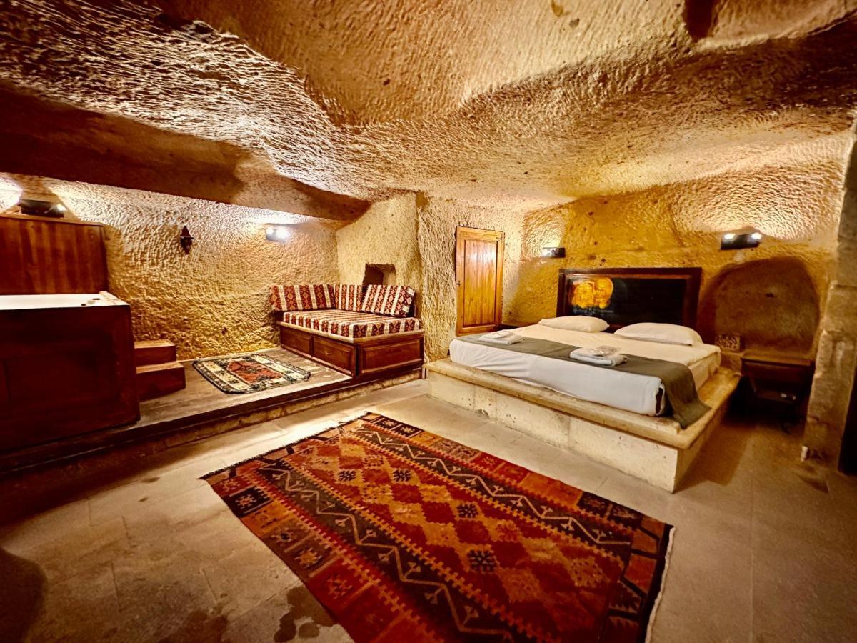 Harkasos Cave Hotel أوروغوبْ المظهر الخارجي الصورة