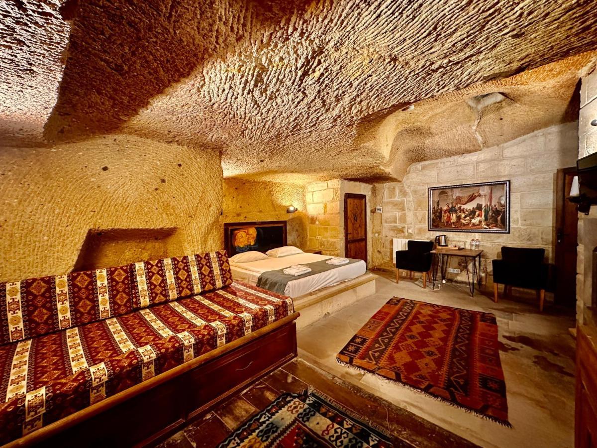 Harkasos Cave Hotel أوروغوبْ المظهر الخارجي الصورة