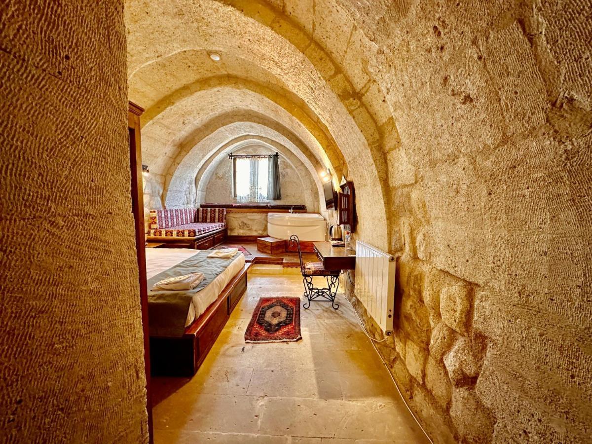 Harkasos Cave Hotel أوروغوبْ المظهر الخارجي الصورة