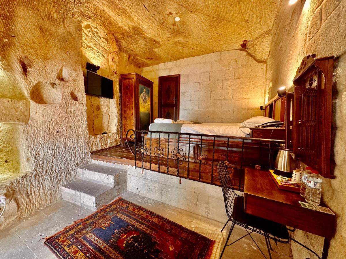 Harkasos Cave Hotel أوروغوبْ المظهر الخارجي الصورة