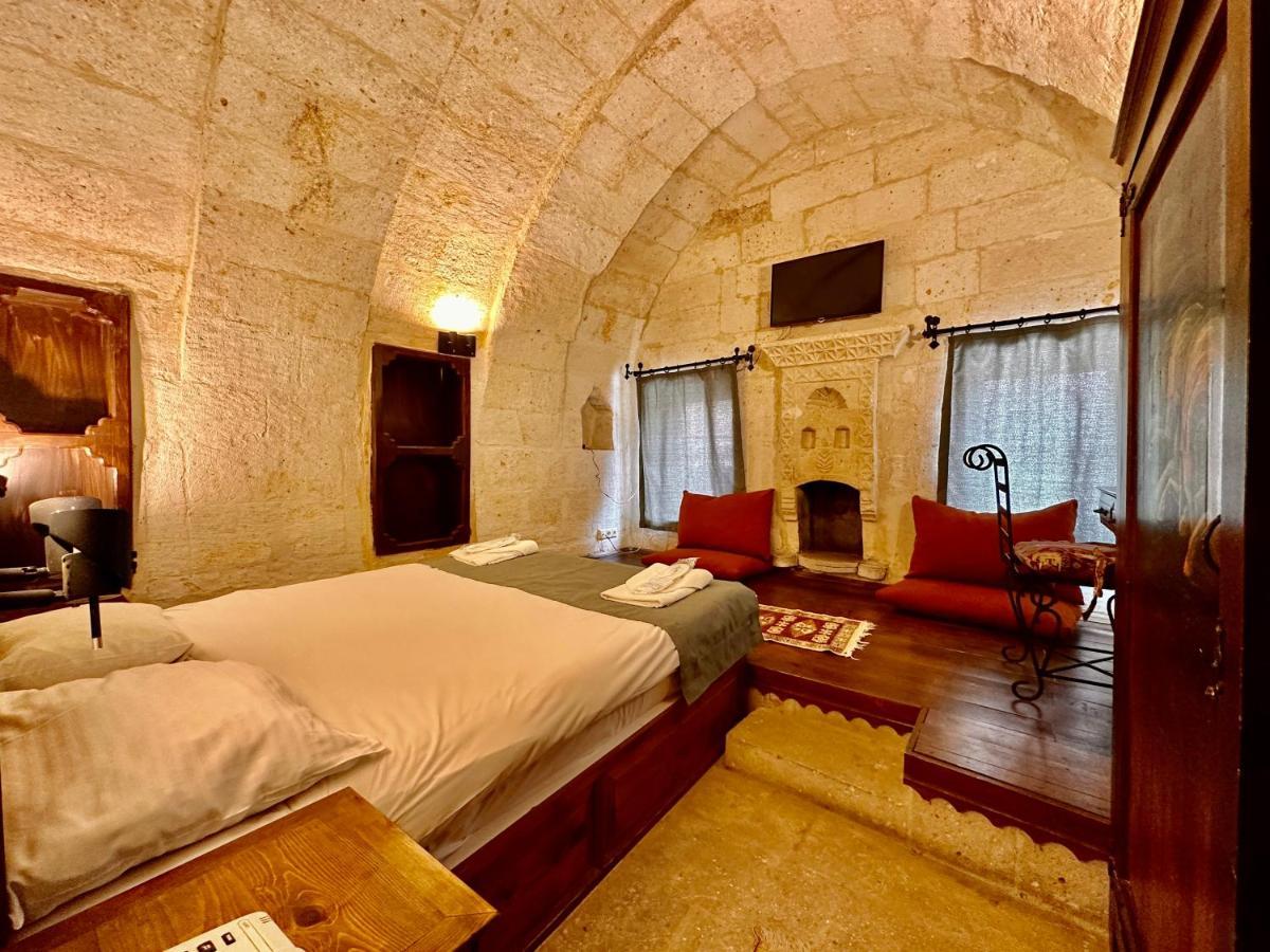 Harkasos Cave Hotel أوروغوبْ المظهر الخارجي الصورة