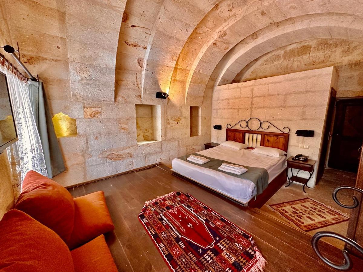 Harkasos Cave Hotel أوروغوبْ المظهر الخارجي الصورة