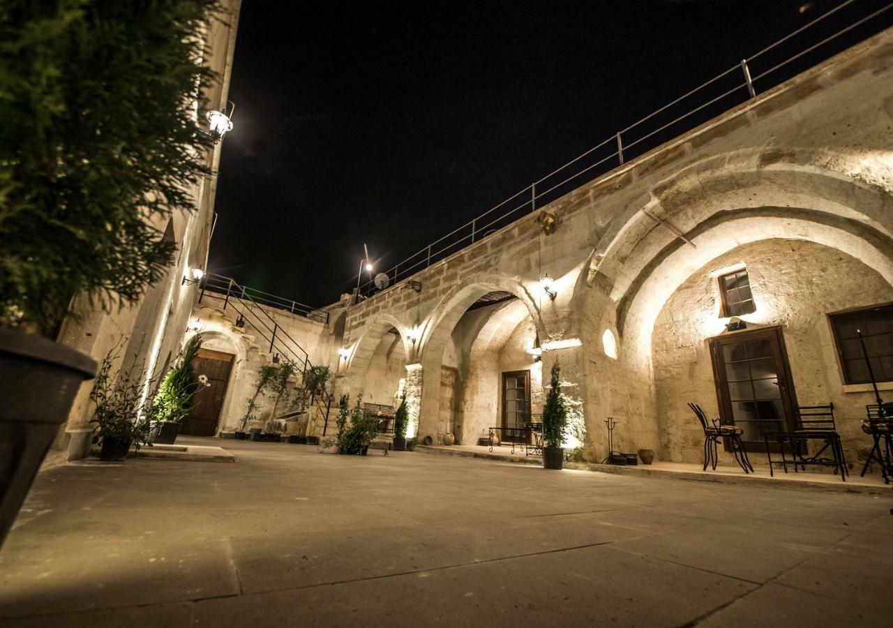 Harkasos Cave Hotel أوروغوبْ المظهر الخارجي الصورة