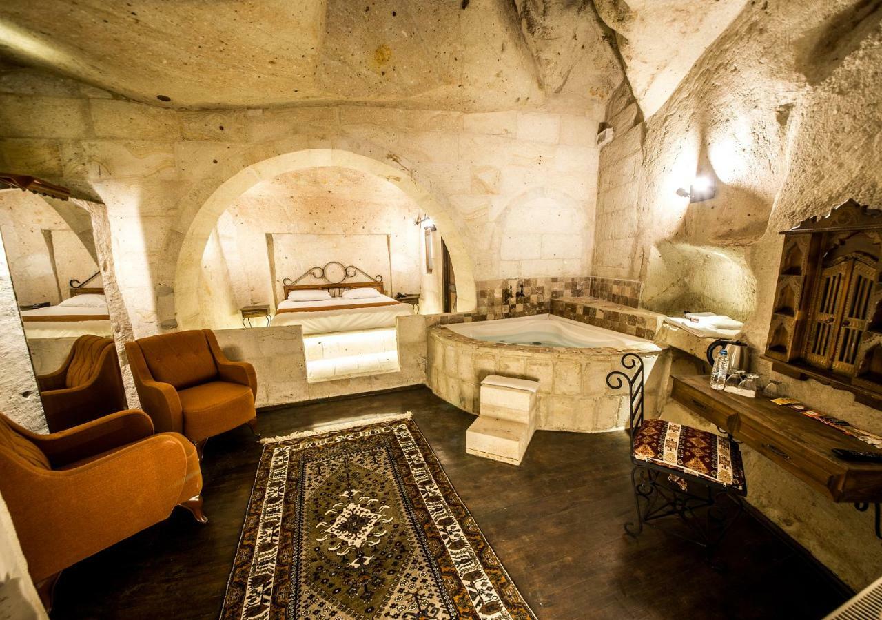 Harkasos Cave Hotel أوروغوبْ المظهر الخارجي الصورة