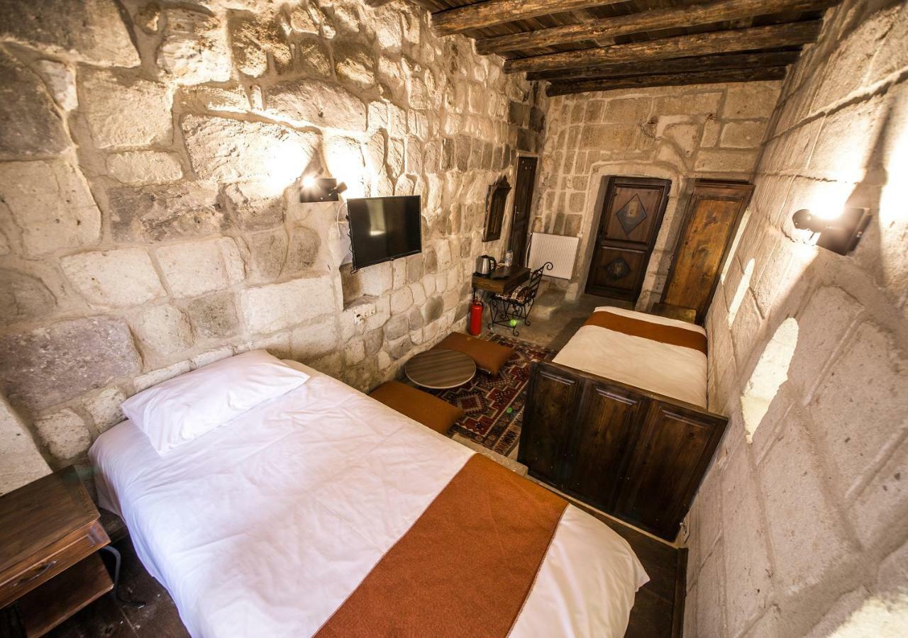 Harkasos Cave Hotel أوروغوبْ المظهر الخارجي الصورة