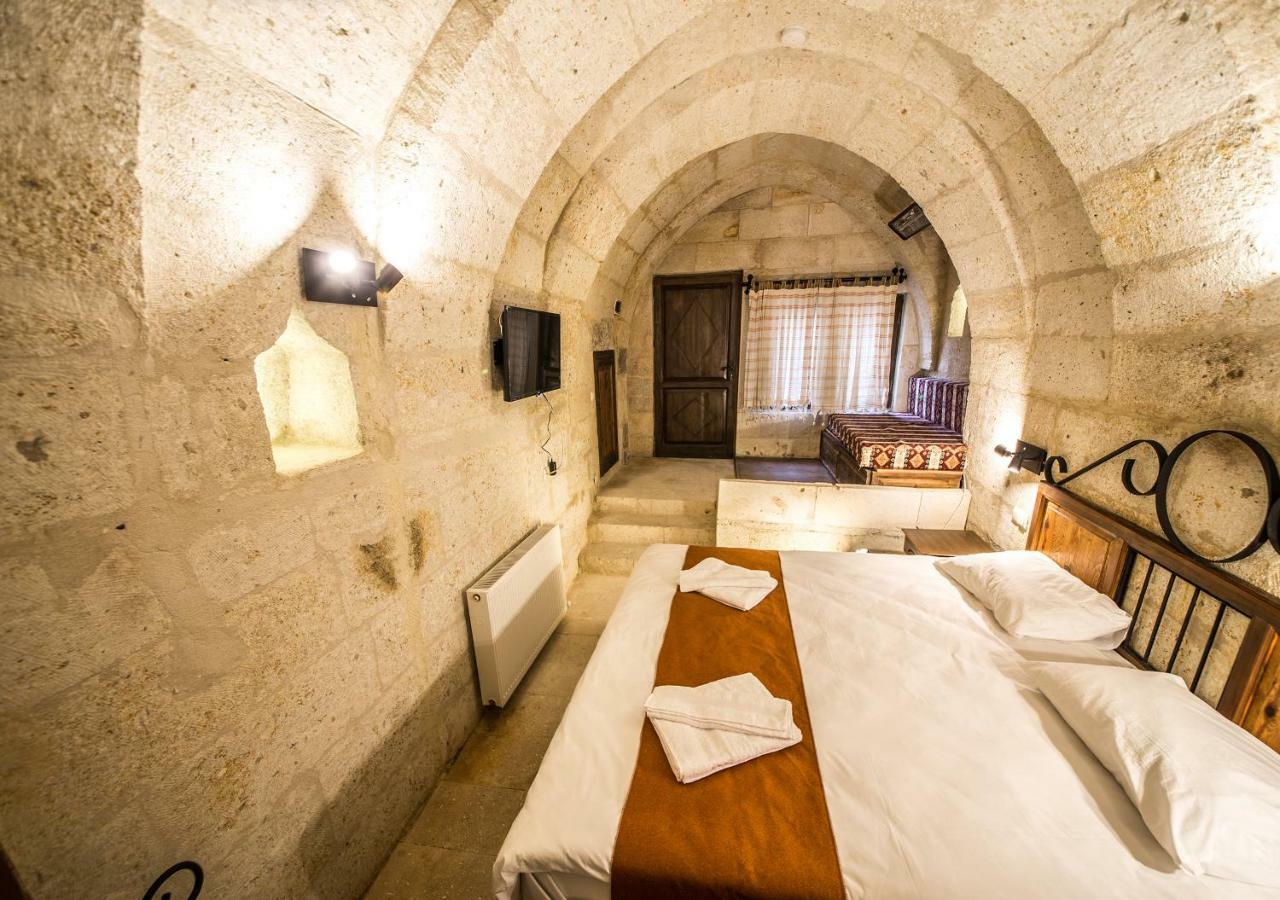 Harkasos Cave Hotel أوروغوبْ المظهر الخارجي الصورة