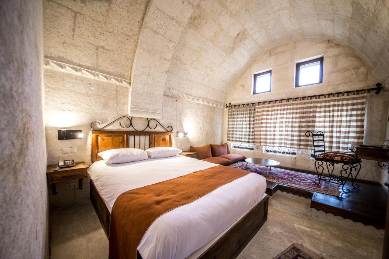 Harkasos Cave Hotel أوروغوبْ المظهر الخارجي الصورة